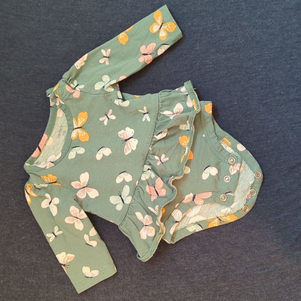 Newborn onesie Carter's